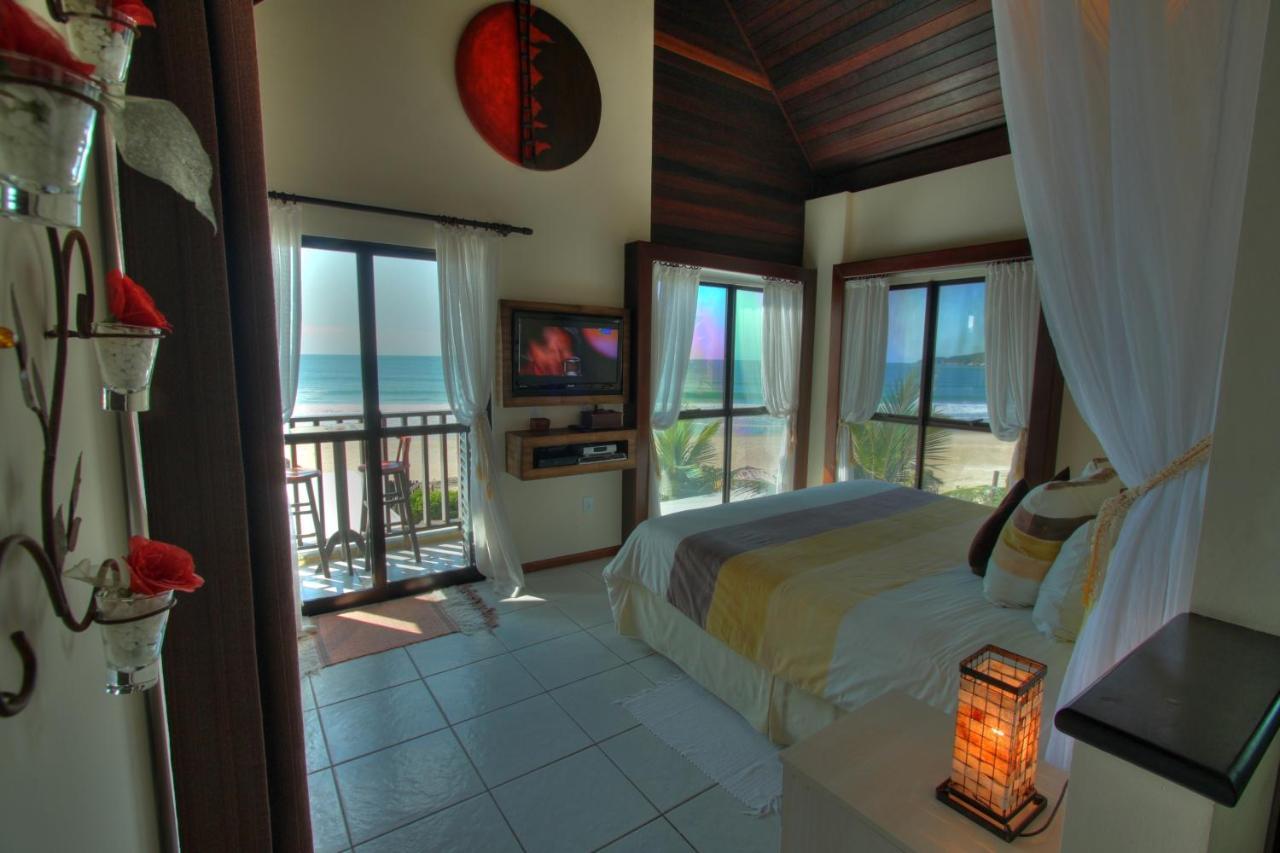 Olhos Verdes Guest House บอมบินญัส ภายนอก รูปภาพ